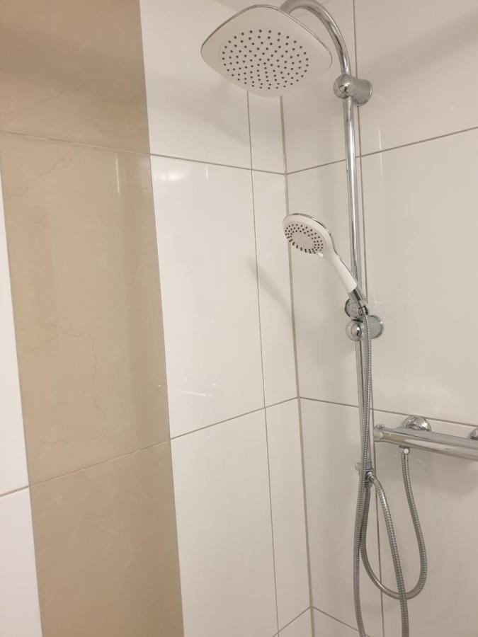 Moderne Einliegerwohnung Amara - Friedrichshafen Am Bodensee Экстерьер фото